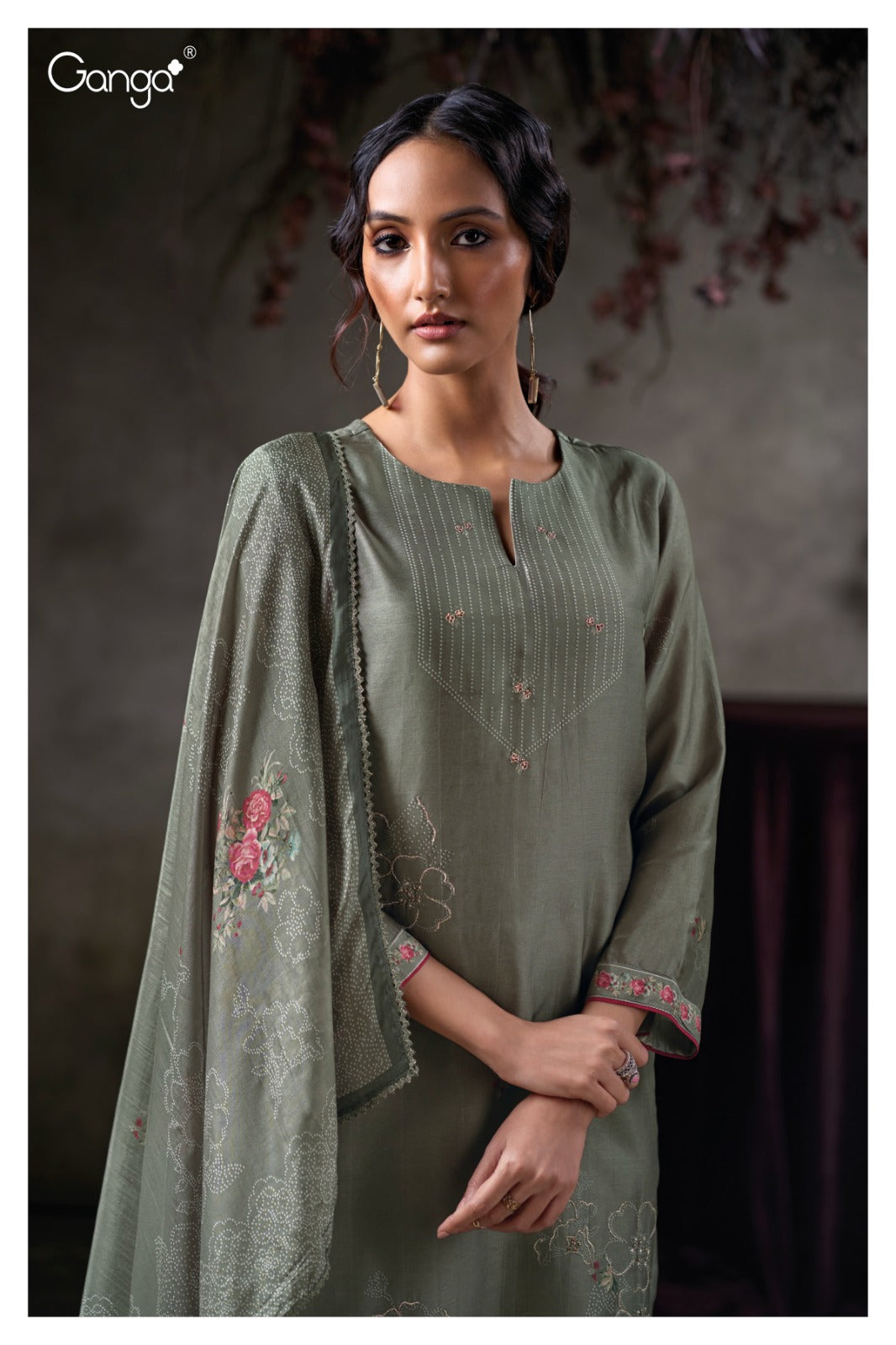 GANGA VIRELZA S3864 | Premium Pure Bemberg Russian Silk Suit – Ganga Suits Ashok Lal & Sons