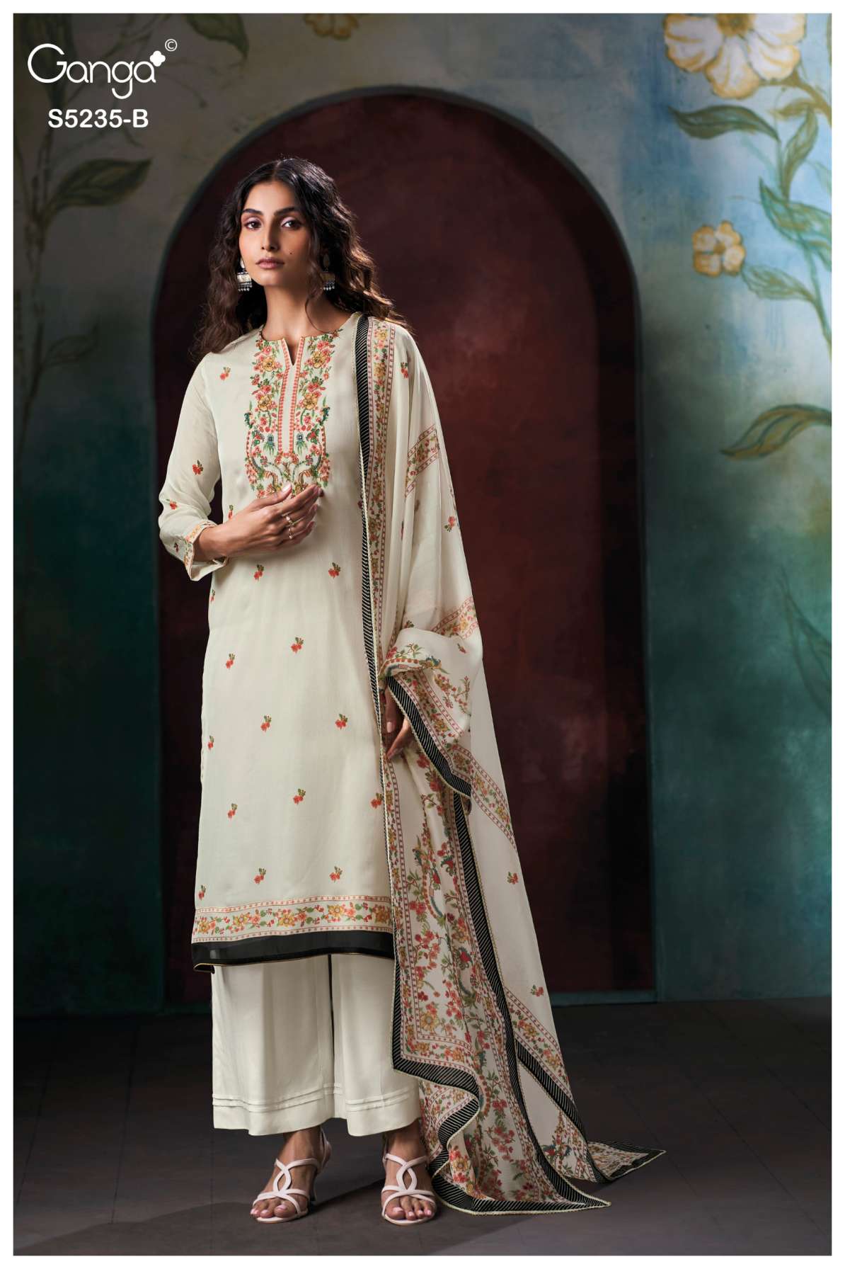 BUY GANGA SUITS GANGA HESHIKA S5235 FRONT VIEW
