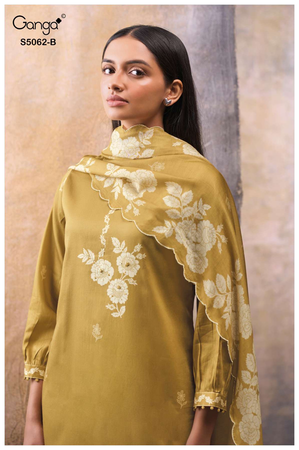 BUY GANGA SUITS GANGA JIVISHA S5062 PREMIUM SUIT