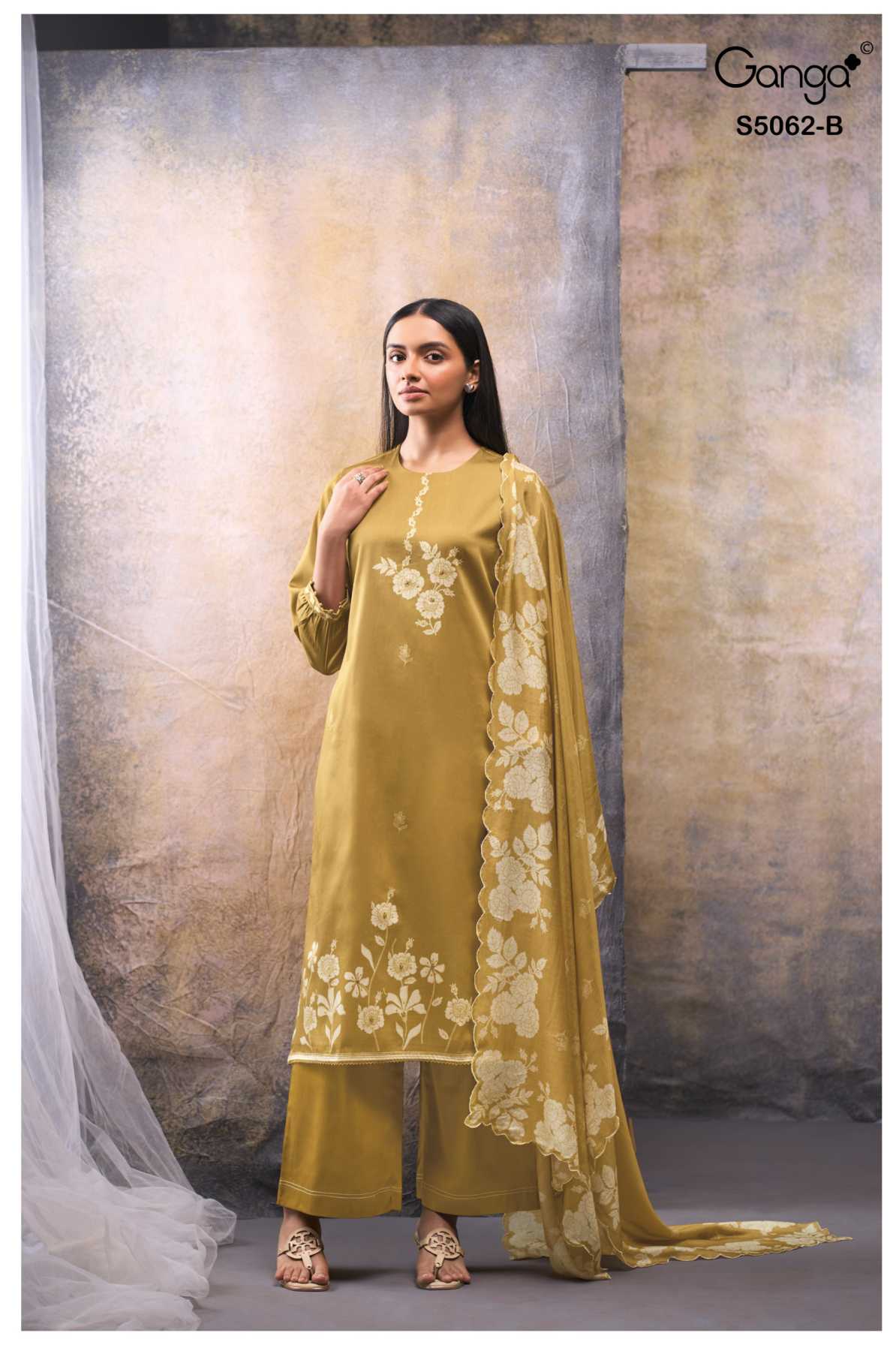 BUY GANGA SUITS GANGA JIVISHA S5062 FRONT VIEW