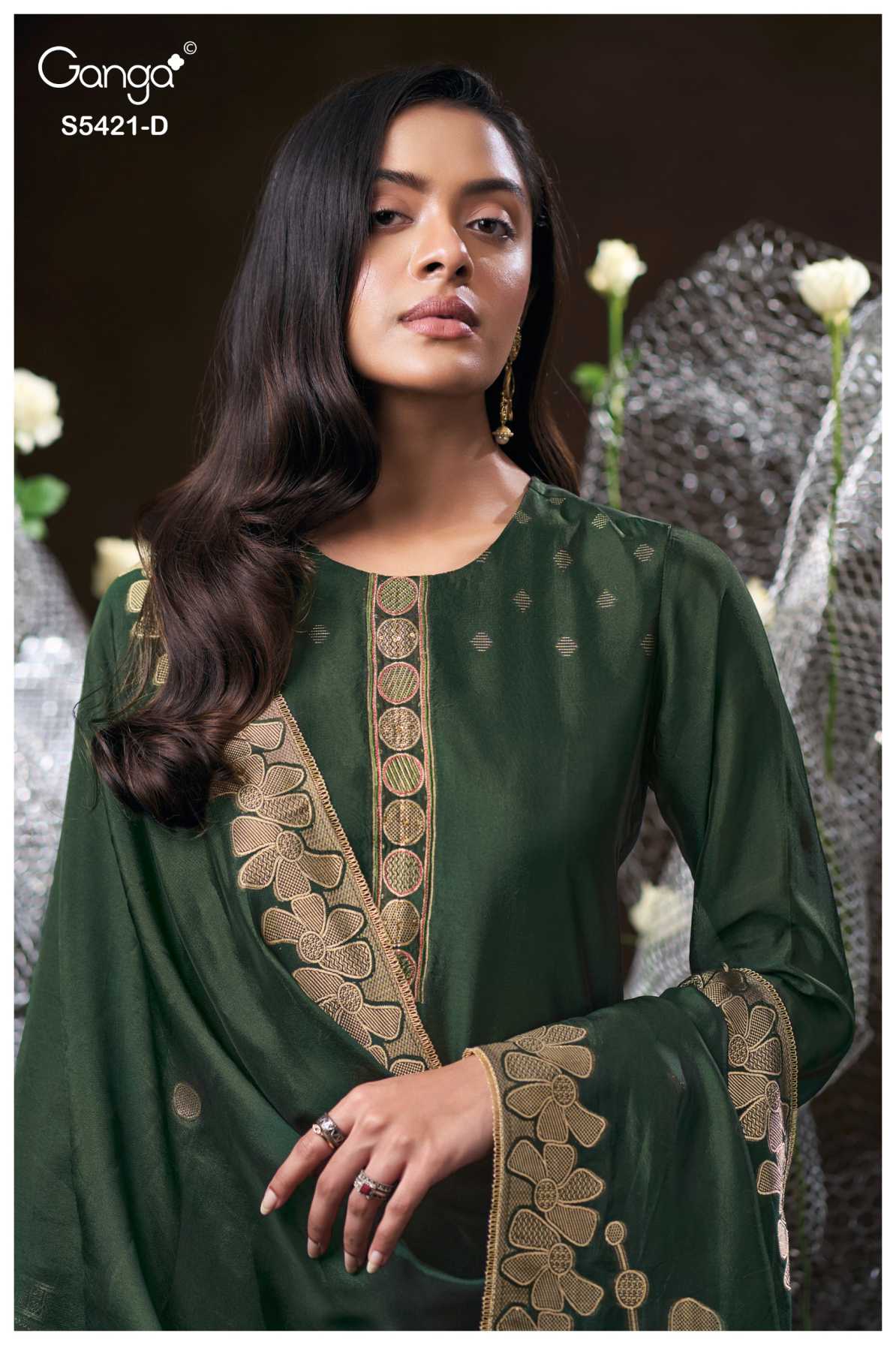 BUY GANGA SUITS GANGA LAEVIA S5421 BACK VIEW