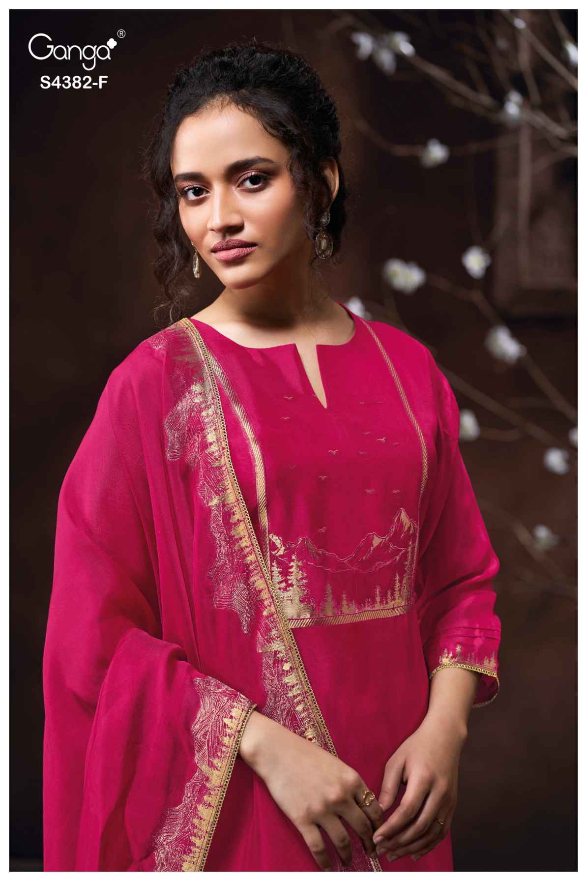 BUY GANGA SUITS ONLINE SALE GANGA NUVIKA S4382 PREMIUM SUIT