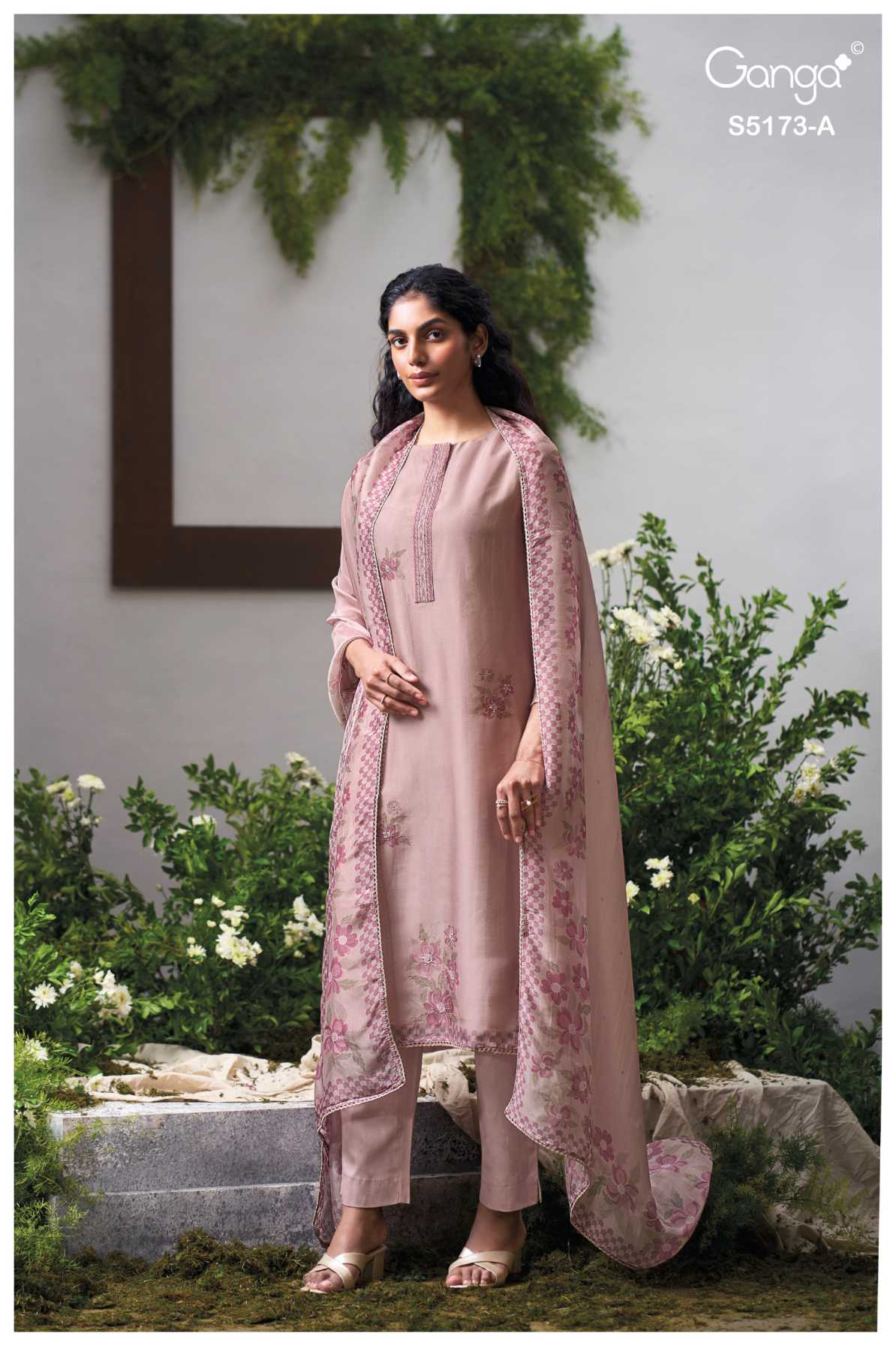 BUY GANGA SUITS GANGA SHIVALI S5173 FABRIC DETAIL