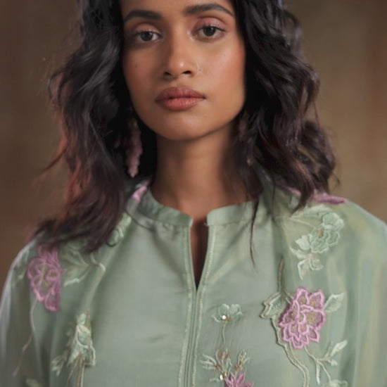 BUY GANGA SUITS SINGLE PIECE GANGA DIYARA S4147 PREMIUM SUIT VIDEO