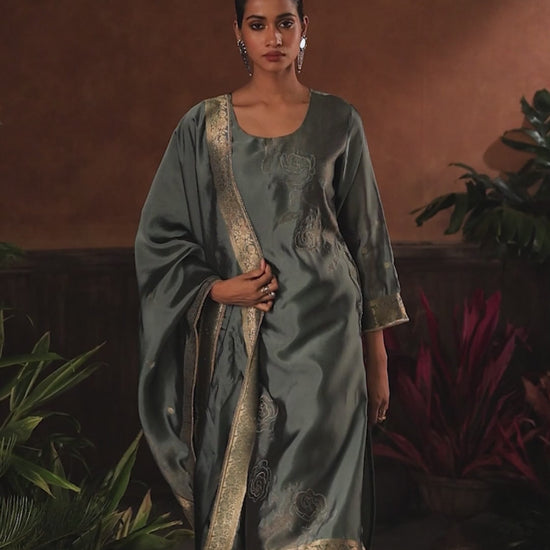 BUY GANGA SUITS WITH PRICE GANGA NIRAYA S4111 LATEST DESIGN VIDEO