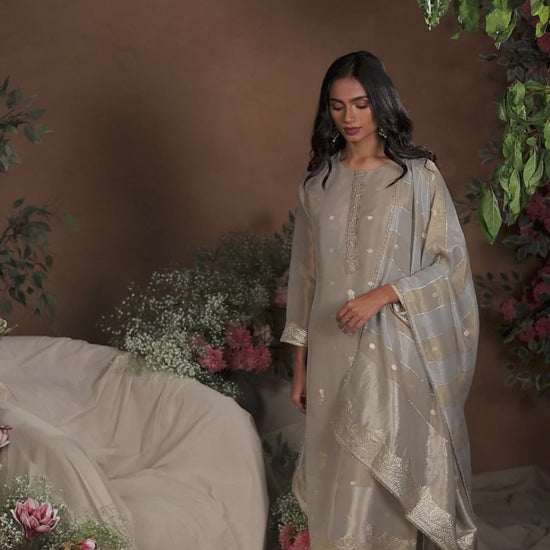 BUY GANGA SUITS ONLINE GANGA SAIRA S4315 PREMIUM SUIT