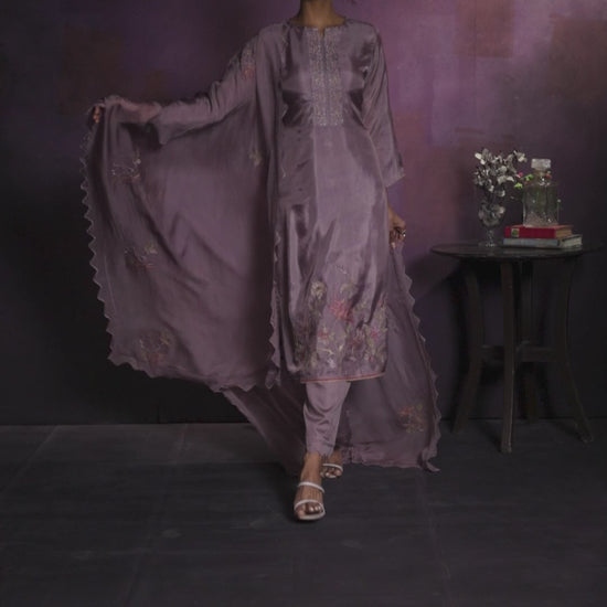 BUY GANGA FASHION SUITS GANGA JULIET S4141 PREMIUM SUIT VIDEO