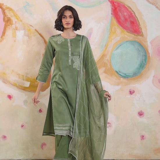 BUY GANGA SUITS GANGA GIREYA S4555 LATEST DESIGN VIDEO