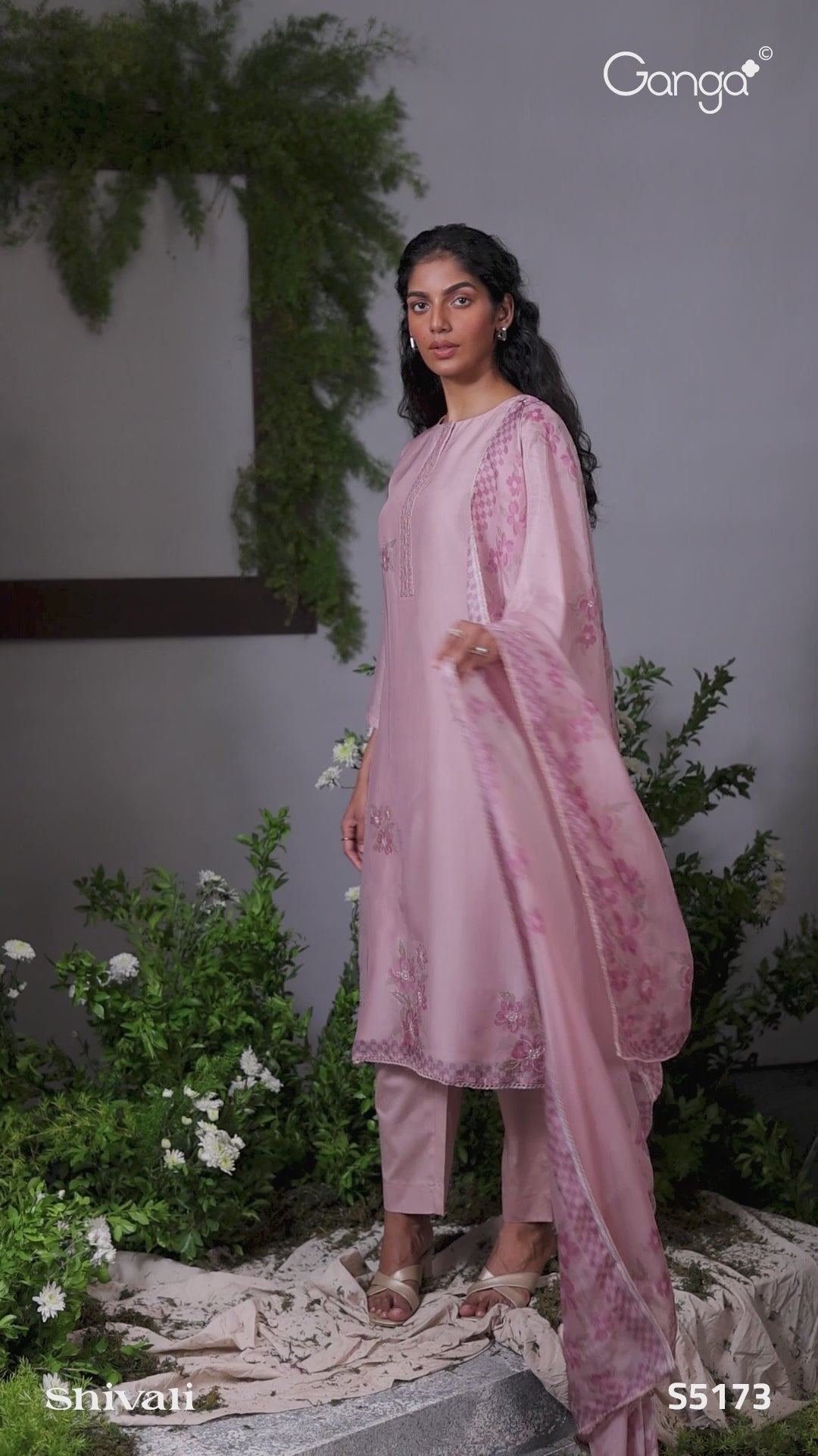 BUY GANGA SUITS GANGA SHIVALI S5173 PREMIUM SUIT VIDEO