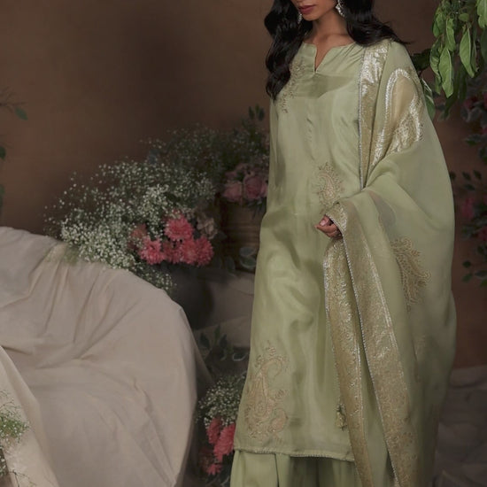 BUY GANGA SUITS WITH PRICE GANGA NYSARA S4310 TOP DESIGN