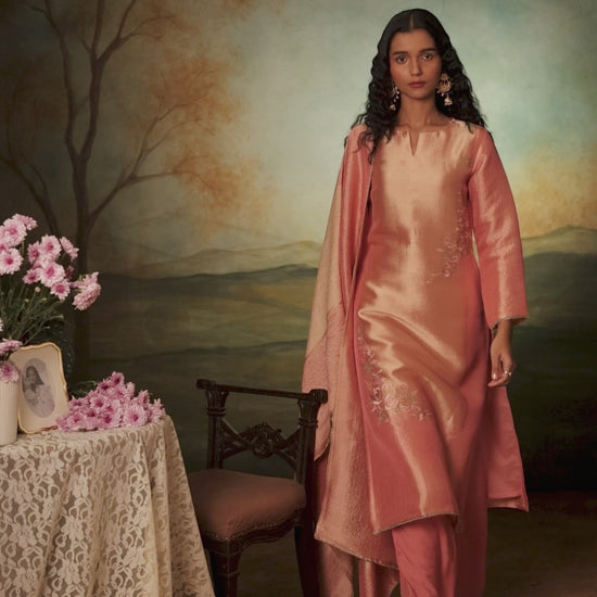BUY GANGA SUITS GANGA HANIYA S4266 PREMIUM SUIT VIDEO