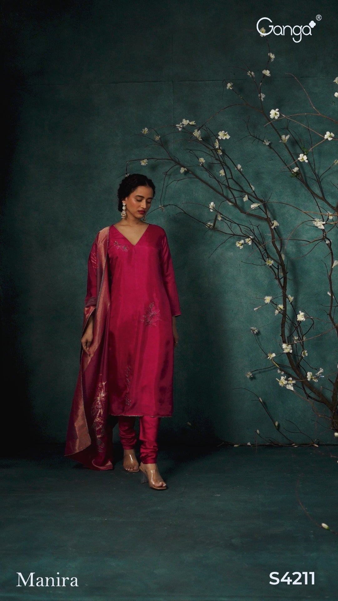 BUY GANGA SUITS GANGA MANIRA S4211 PREMIUM SUIT VIDEO