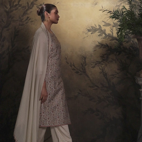 BUY GANGA SUITS WITH PRICE GANGA VIVIKA S4110 FABRIC DETAIL VIDEO