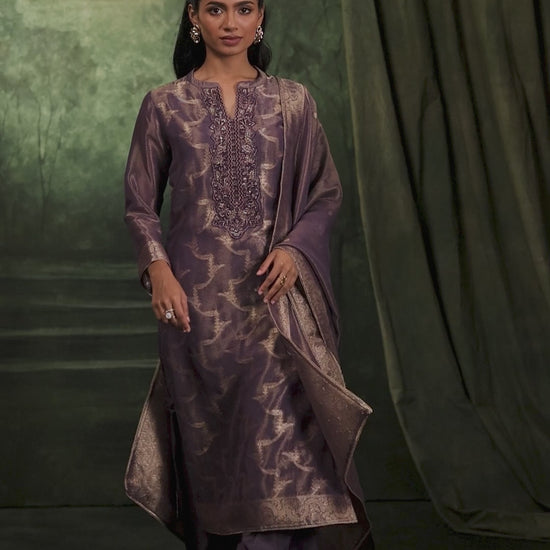 BUY GANGA SUITS ONLINE SINGLE PIECE GANGA MARISSA S4318 VIDEO