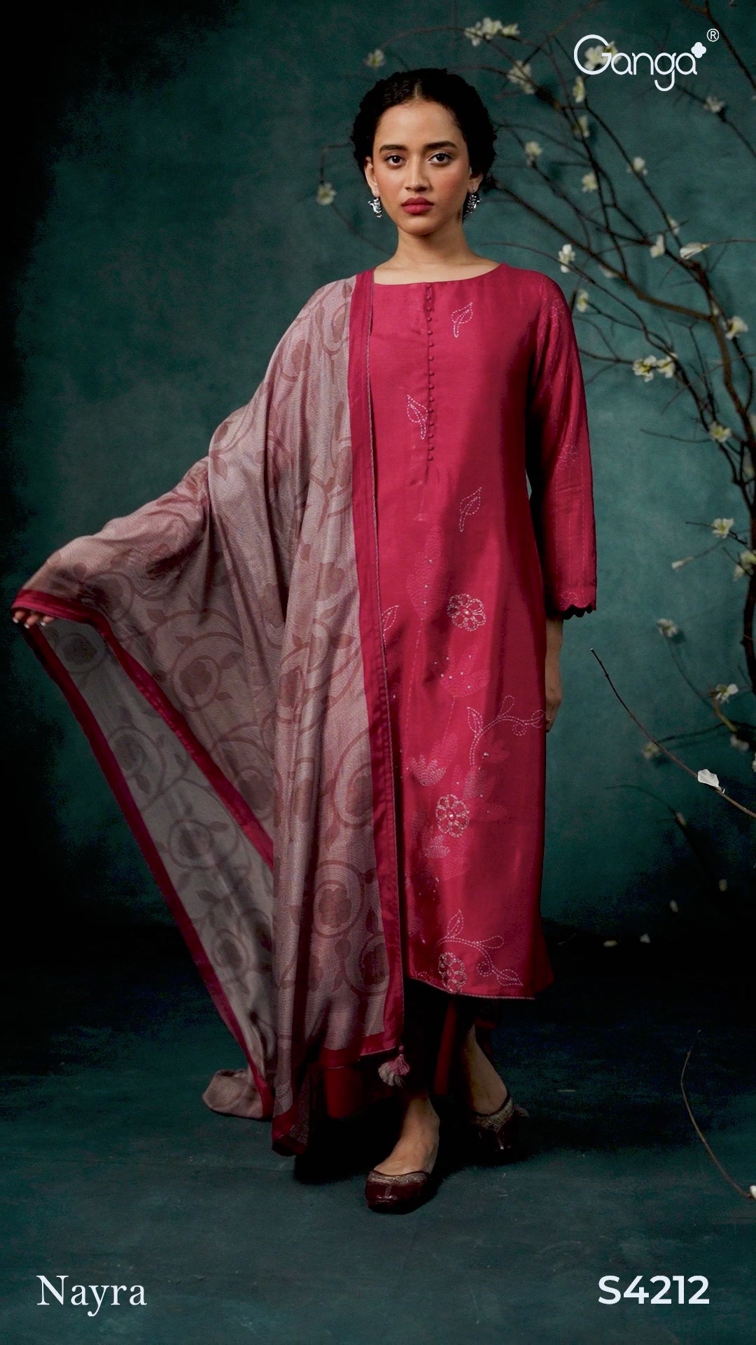 BUY GANGA SUITS ONLINE GANGA NAYRA S4212 PREMIUM SUIT VIDEO